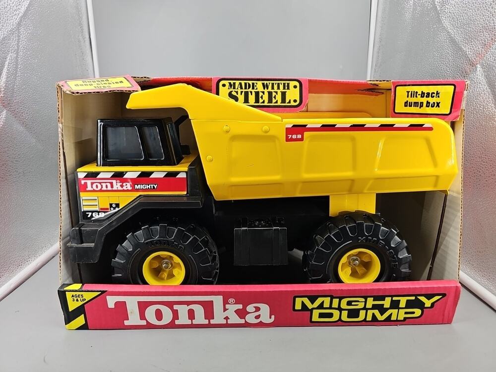 2001 Tonka Steel Mighty Dump Truck #768 17 Inch New In Box